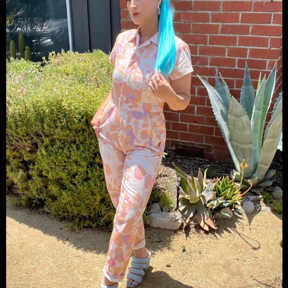 HOT LAVA COVERALL JUMPSUIT IN ARMY/ANIMAL - Picture 3 of 3